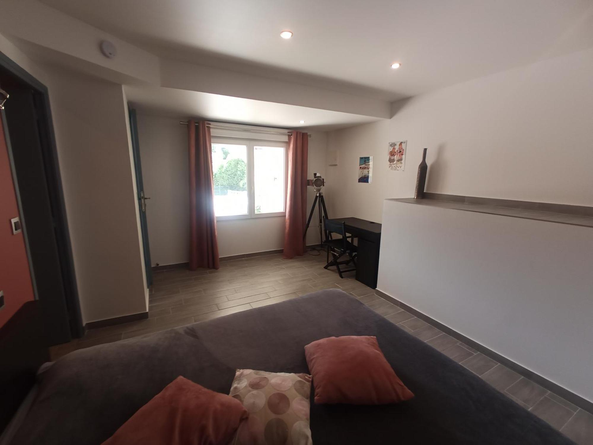 Bed and Breakfast Sur Les Pas De Pagnol Aubagne Pokoj fotografie